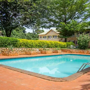 Safari Hotel